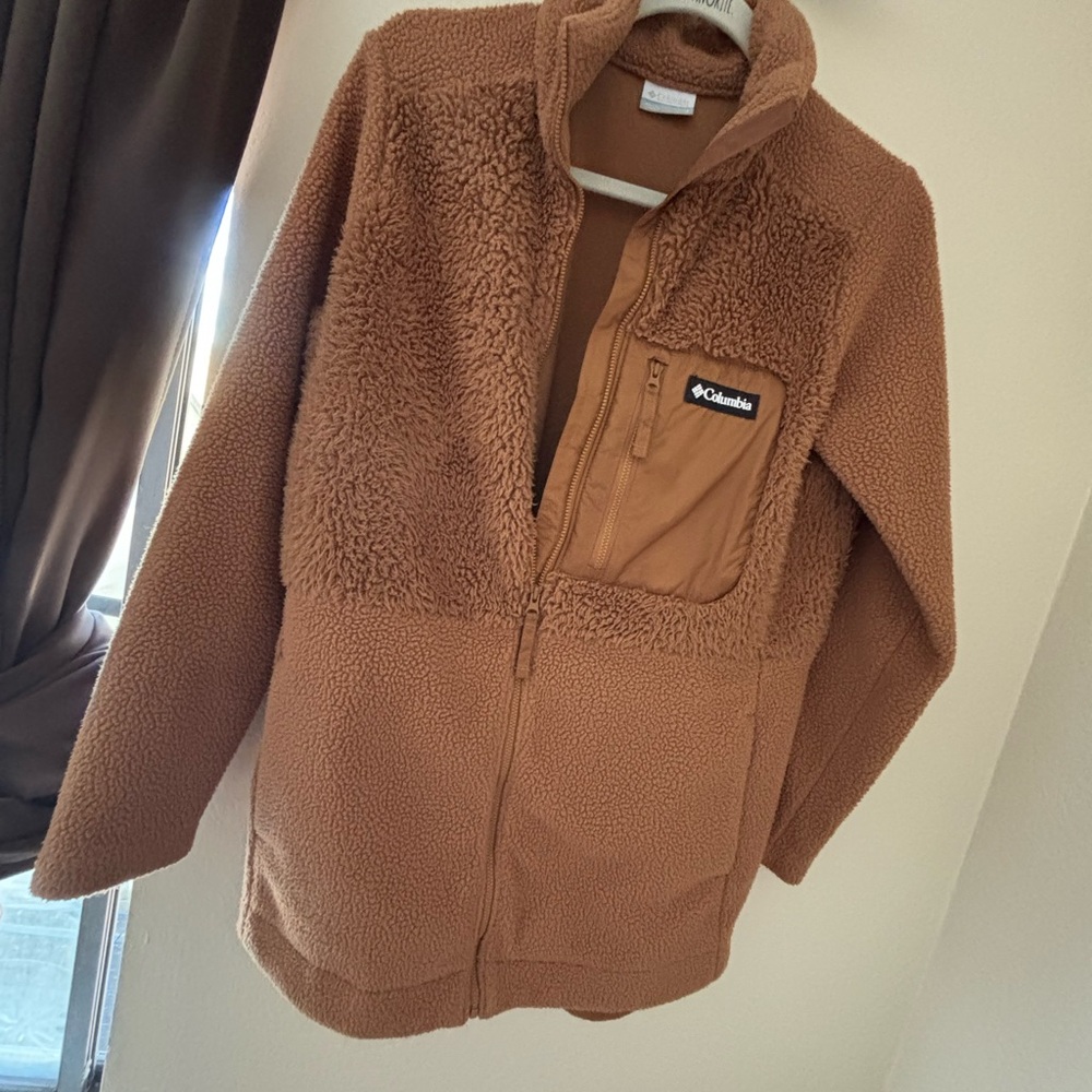 Columbia Tan Fleece Outerwear
